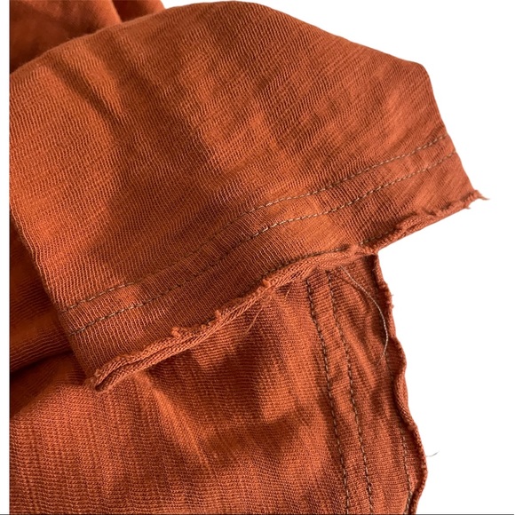 Guess medium long sleeve orange t-shirt. - Picture 3 of 3